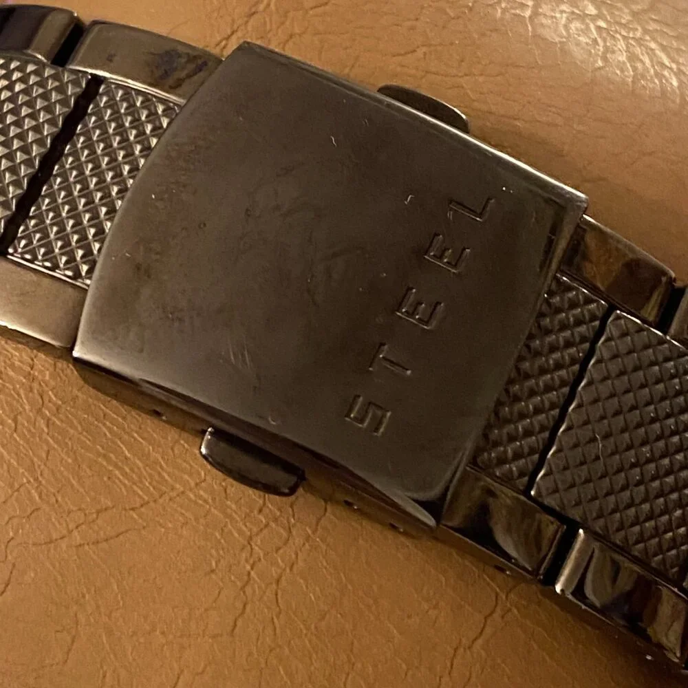 Men's GUESS Watch Gunmetal Gray Classic Rectangular Face and Steel Band with Box